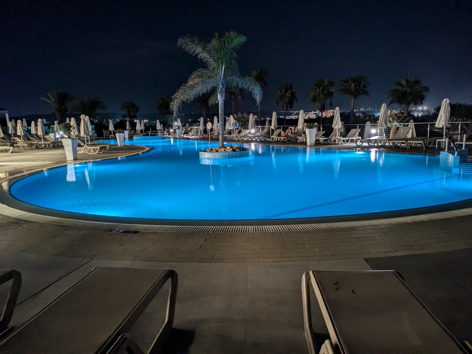 Pool Asterias Beach