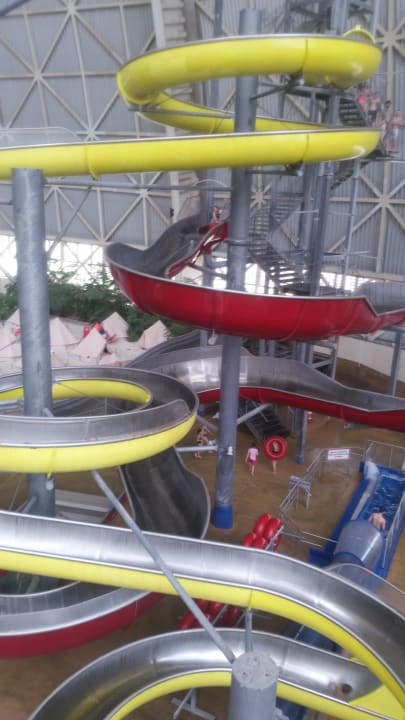 Rutschen Tropical Islands Resort