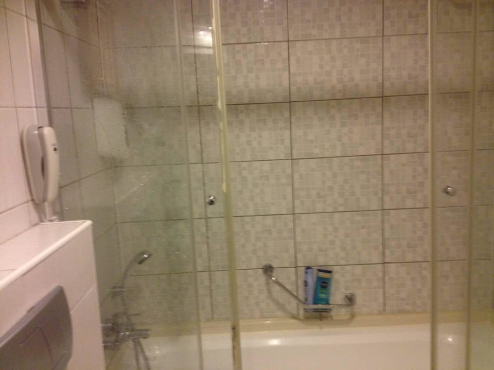 Badezimmer Alba Queen Hotel