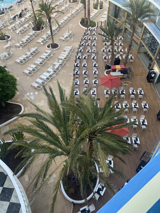 Ausblick Mediterranean Palace Hotel