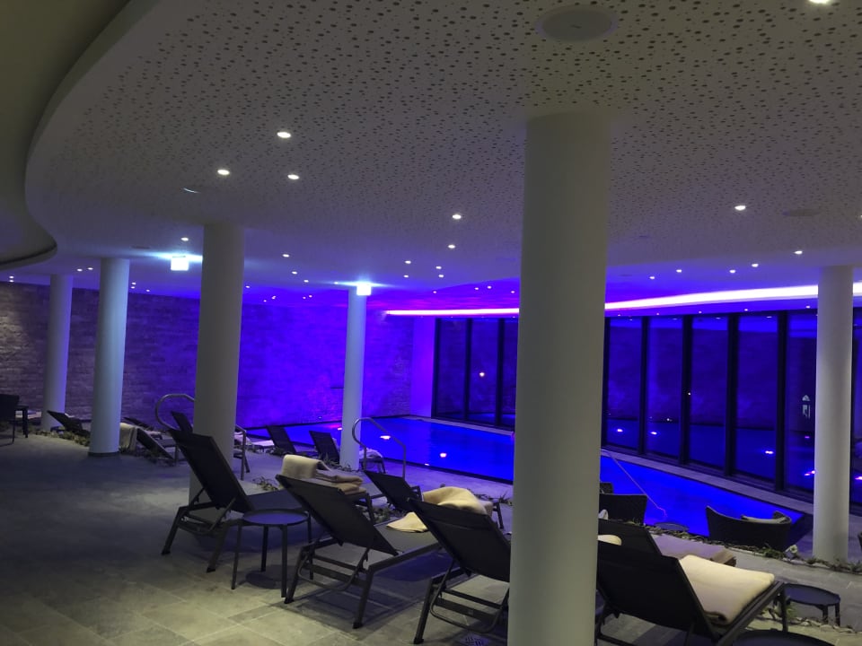 Pool AMERON Neuschwanstein Alpsee Resort & Spa