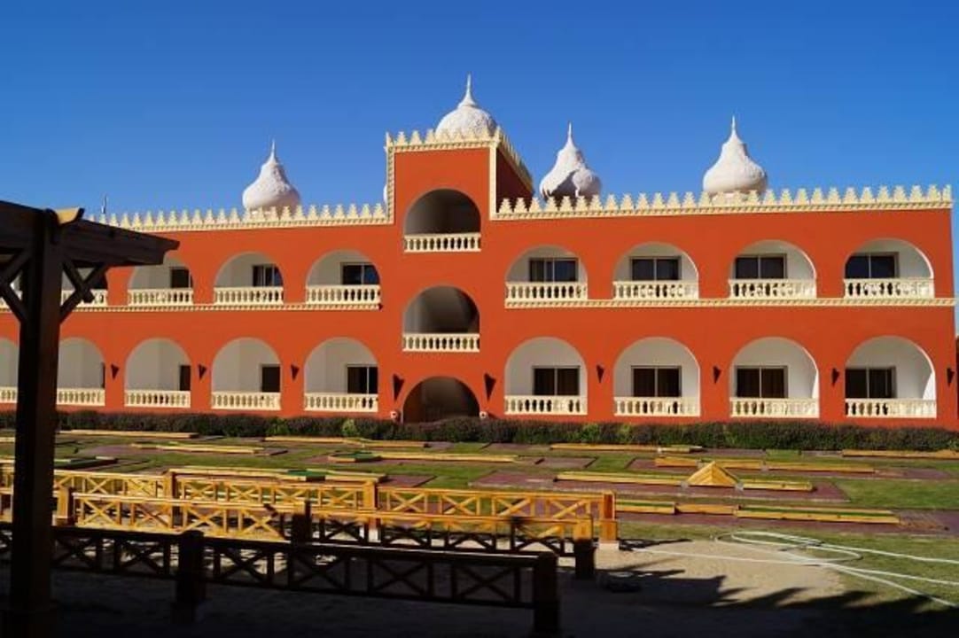 Mini Golf und Boccia  Pickalbatros Alf Leila Wa Leila Resort - Neverland Hurghada