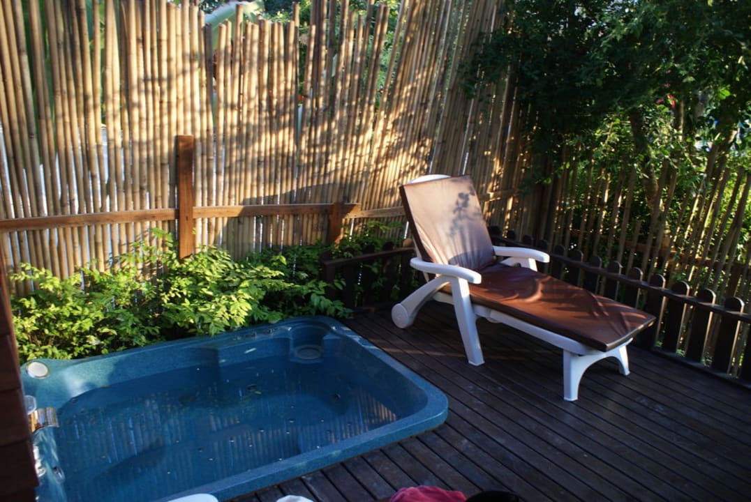 Terrasse mit Jacuzzi Villa cha cha