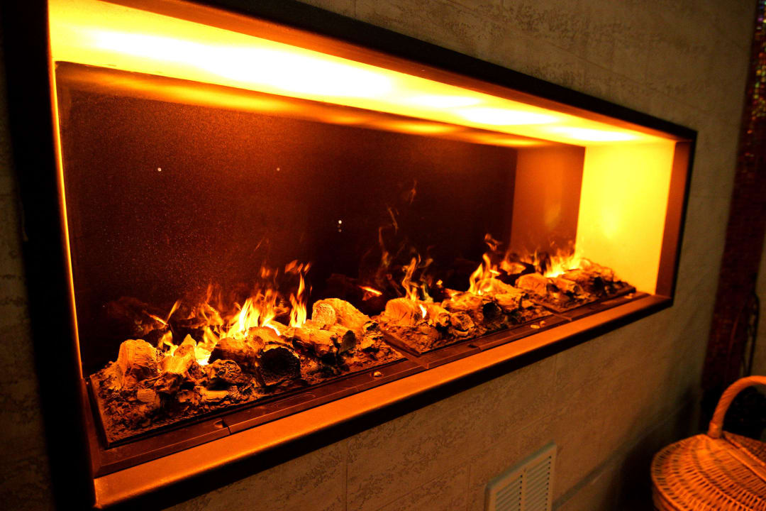 Lopbbybar Retro Riverside Wellness Resort