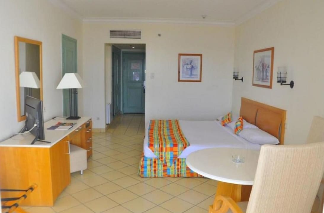 Zimmer Siva Sharm