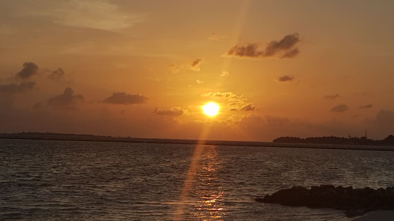 Sonnenuntergang Adaaran Select Meedhupparu Island Resort - Premium All Inclusive