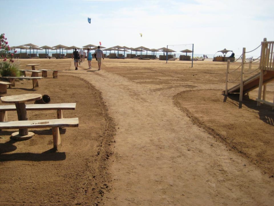 Weg zum Beach Hotel Three Corners Ocean View prestige - Adults only