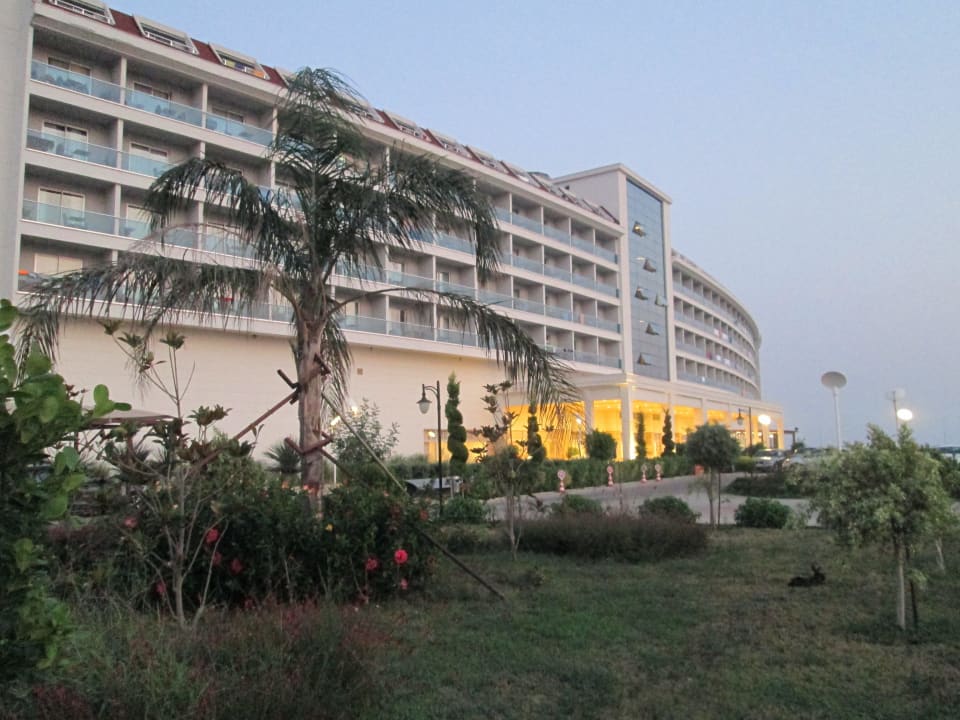 Hoteleingang Kahya Resort Aqua & Spa