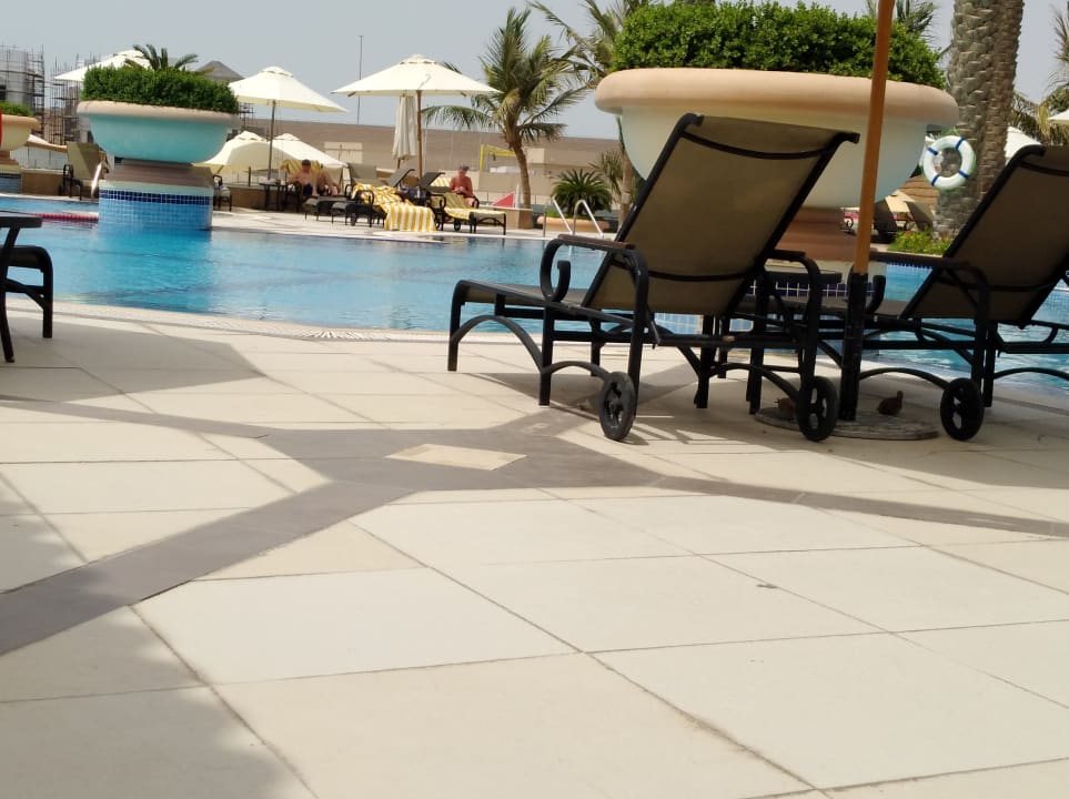 Pool Al Raha Beach Resort & Spa