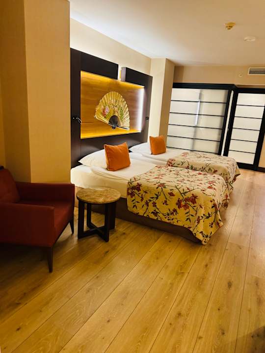 Zimmer Limak Lara Deluxe Hotel & Resort