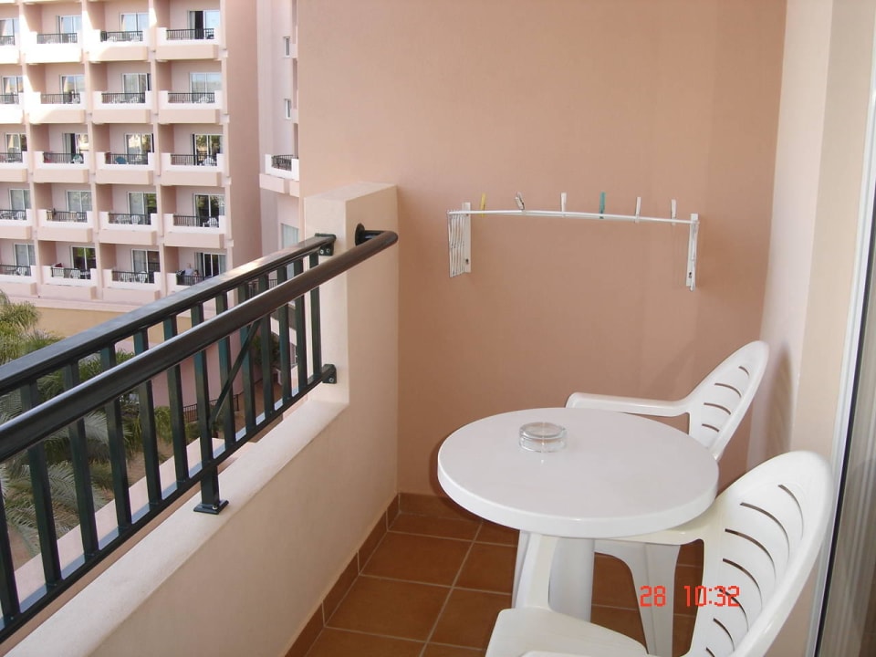 Balkon mit Wäscheständer 3HB Guaraná - All Inclusive