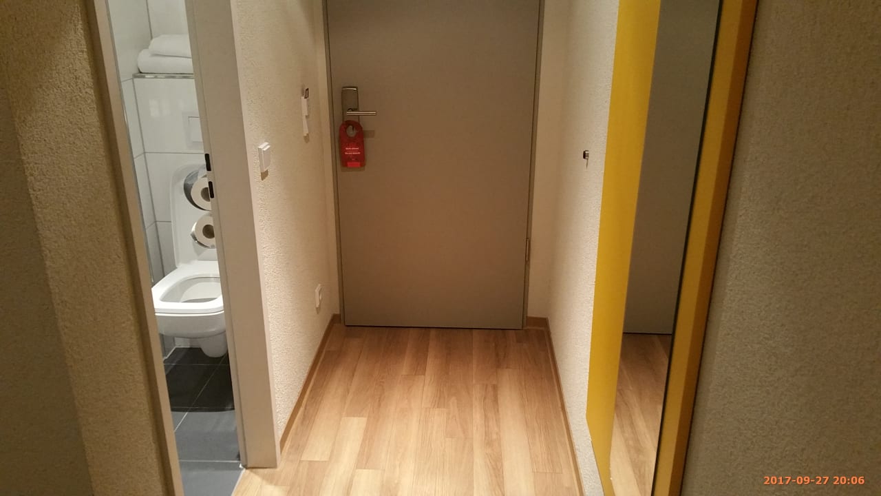 Zimmer MEININGER Hotel Frankfurt/Main Airport