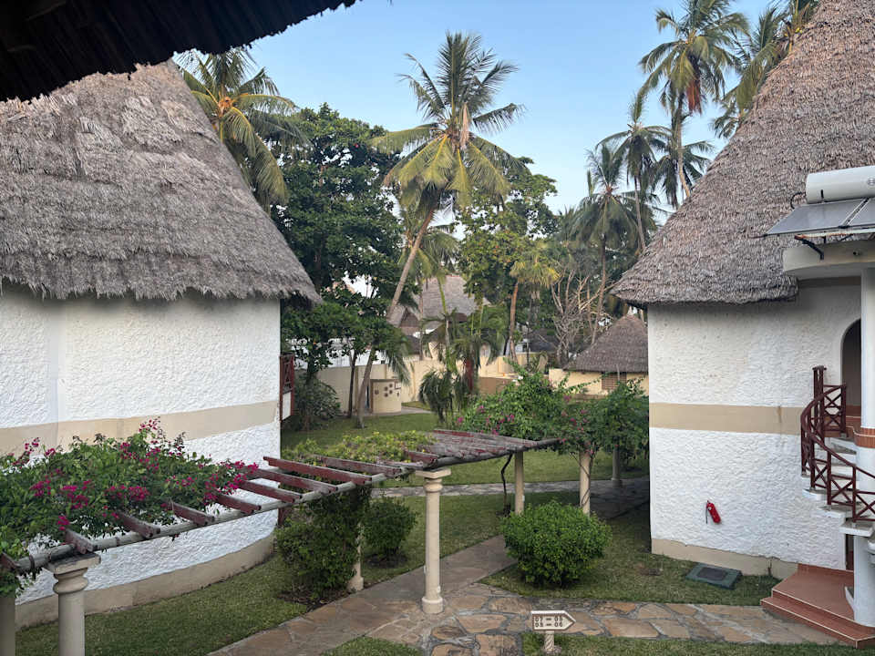 Gartenanlage Neptune Village Beach Resort & Spa