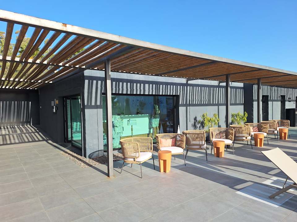 Gartenanlage Hotel Tajaraste