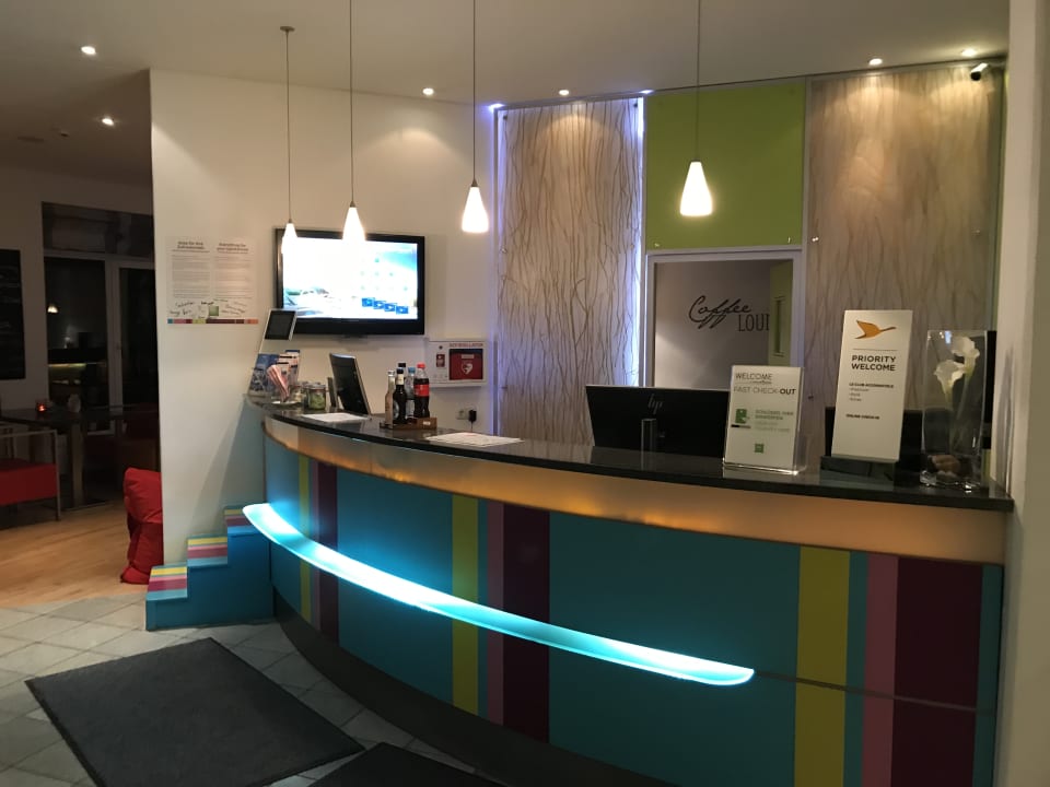 Lobby ibis Styles Hamburg Alster City
