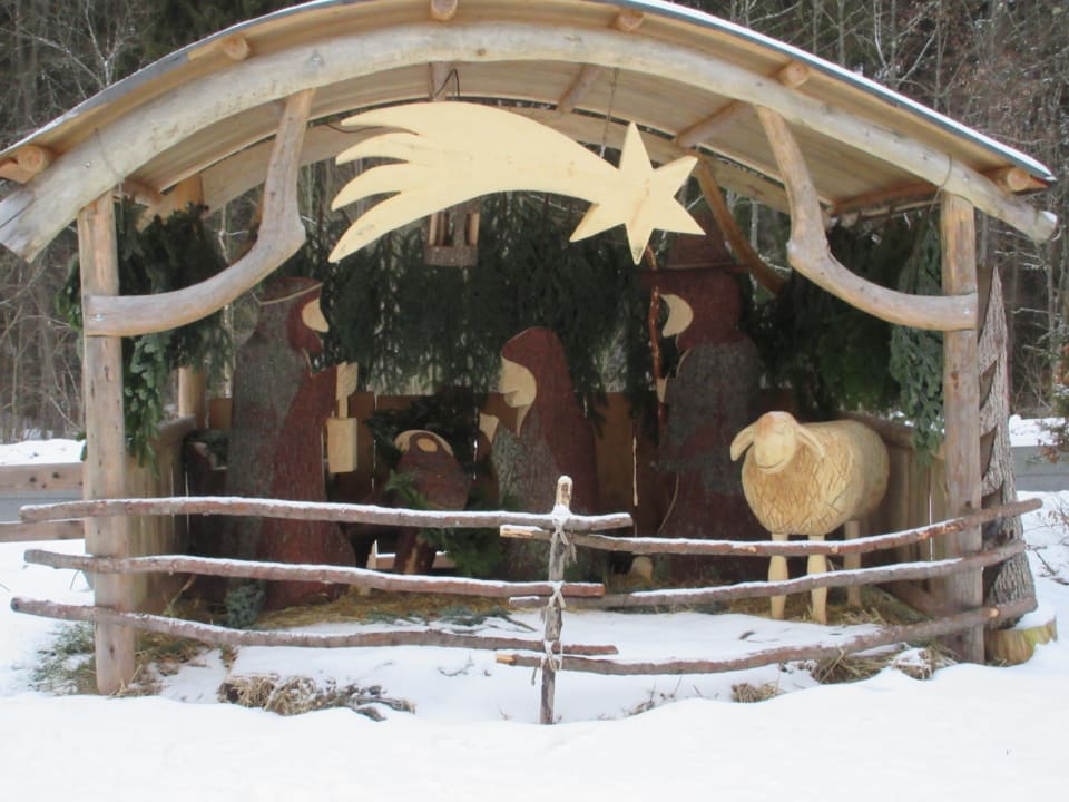 Gartenanlage Hotel Scharnagl mit Waldgasthof