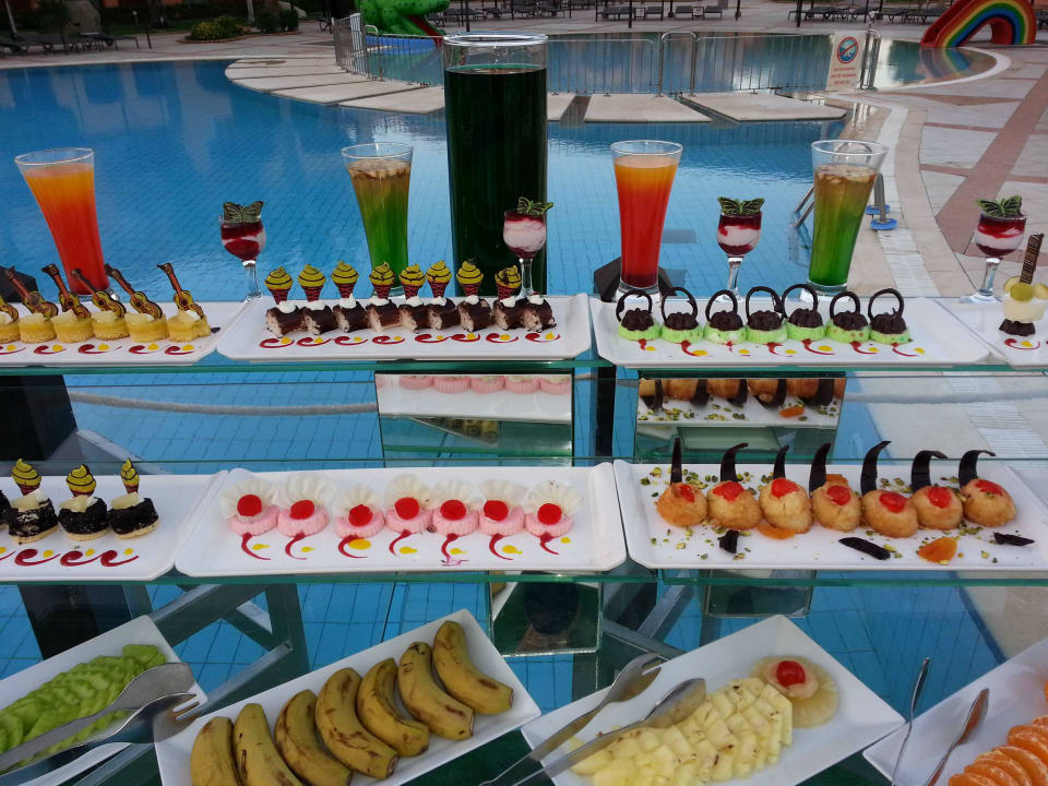 Vorbereitung zum Stammgästeessen Jaz Makadi Oasis Resort