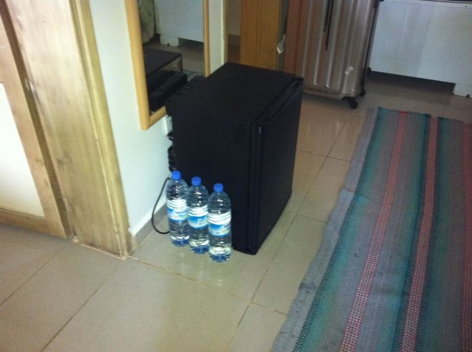 Minibar Improvisiert Hotel Pine Bay Holiday Resort