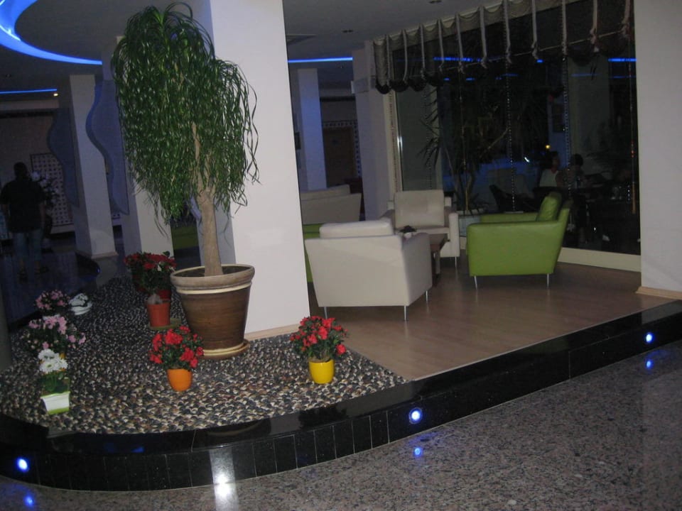 Lobby des Hotels My Home Resort