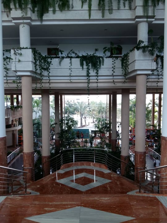 Durchgang zum Buffet und Pool Landmar Playa La Arena