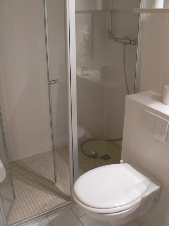 Badezimmer  Ferienwohnungen Ferienpark Weissenhäuser Strand