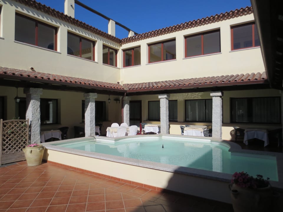 Innenhof  Hotel Sa Pedra