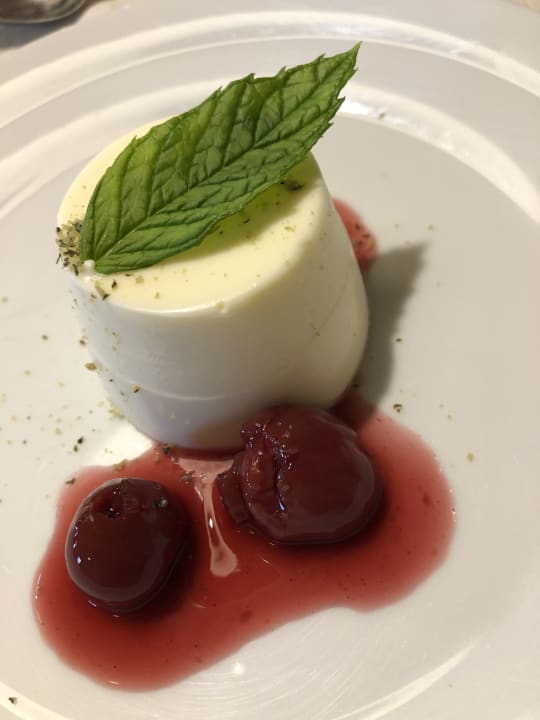 Gastro Gasthof Almhof