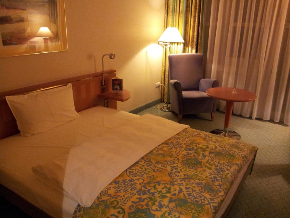 Zimmer Steigenberger Conti Hansa