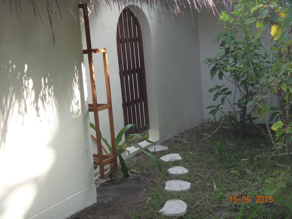 Deluxe Beach VillDeluxe Beach Villa ma mit Jacuzzi Kuramathi Maldives