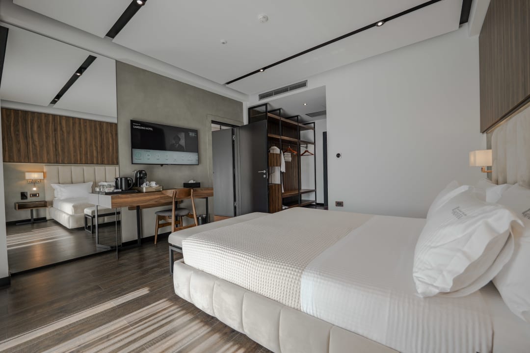 Zimmer Uji i Ftohte Hotel