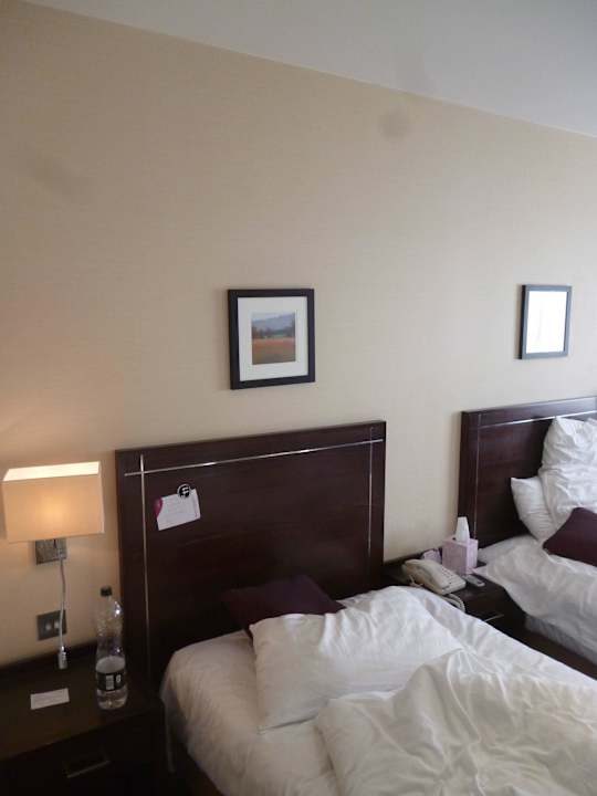 Łóżka Crowne Plaza London - Gatwick Airport