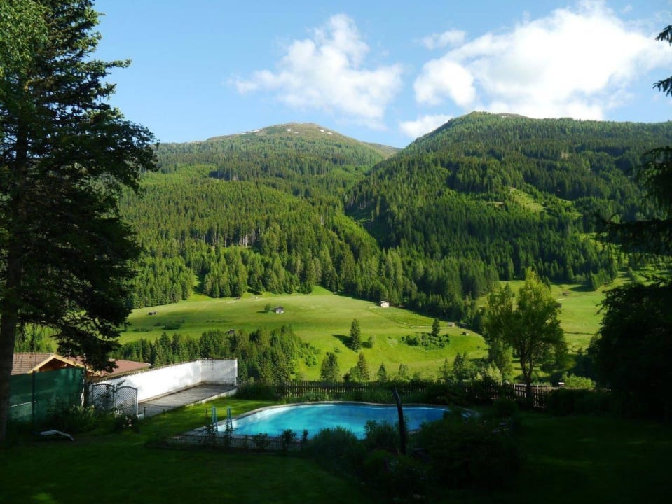 Ausblick vom Innenpool Hotel Trinserhof