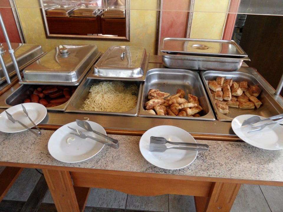 Büffet  Hotel Russalka