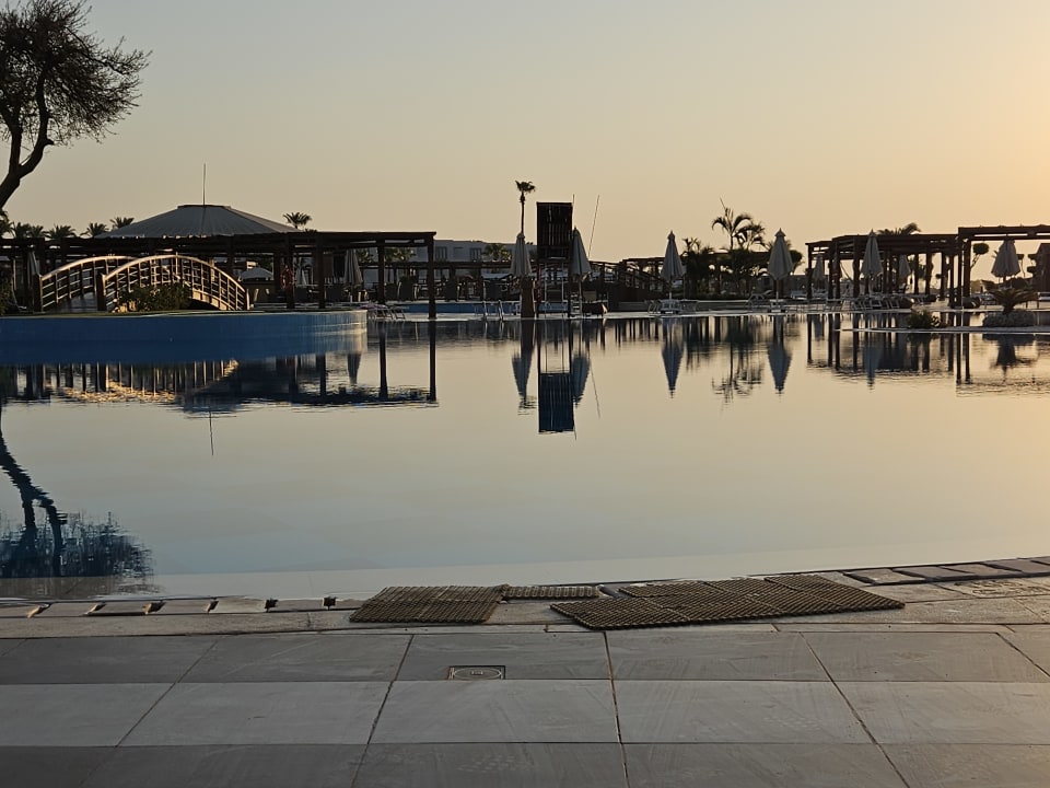 Pool SUNRISE Crystal Bay Resort