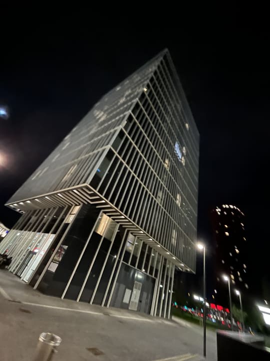 Außenansicht Hampton By Hilton Barcelona Fira Gran Via