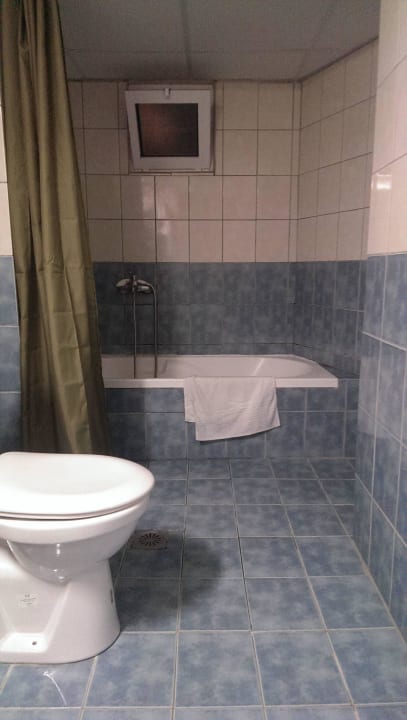 Bad im Haupthaus Yassou Kriti