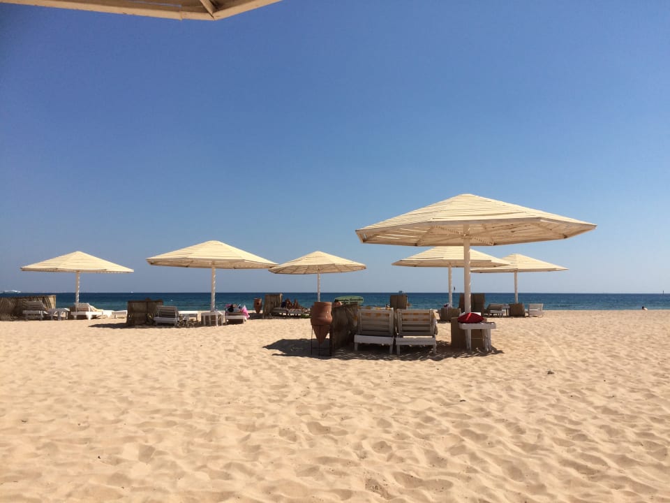 Strand Menaville Safaga