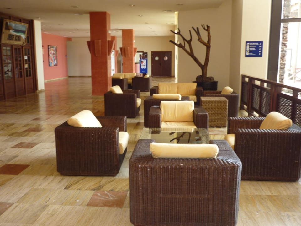 Sitzmöglichkeiten in der 2. Etage Occidental Jandía Playa