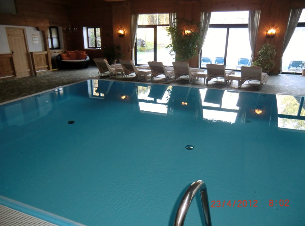 Innenpool Alm- & Wellnesshotel Alpenhof