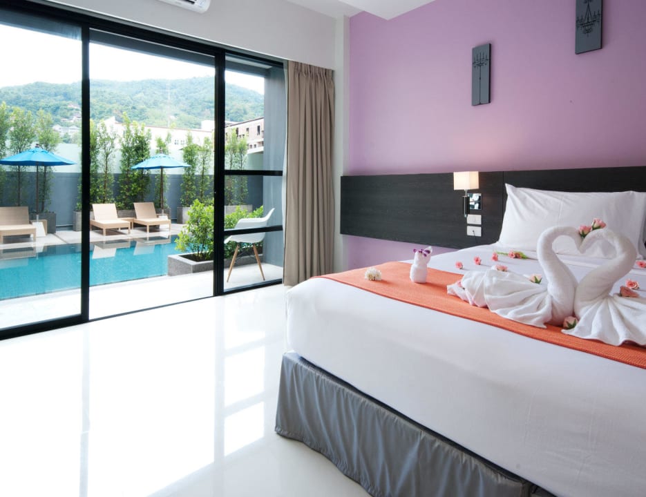 Pool Pent Room Hotel The Lantern Resort Patong