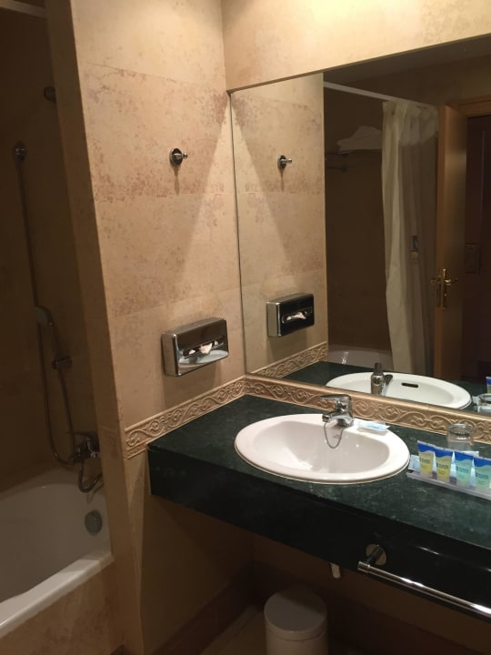 Badezimmer Playacálida Hotel