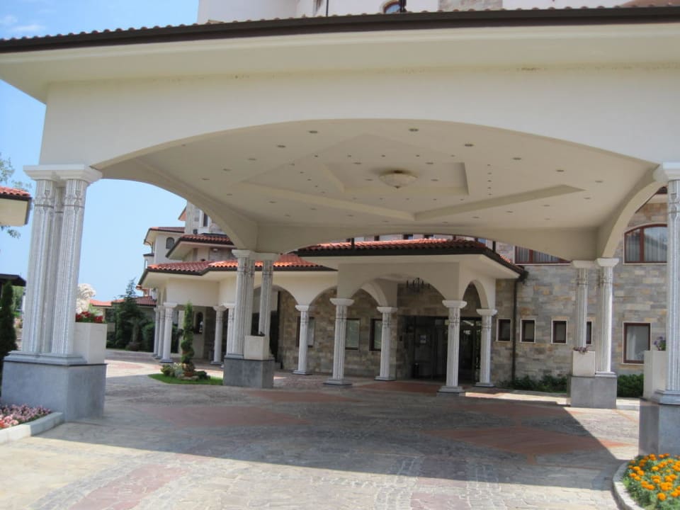 Eingang Helena Sands