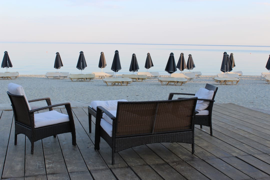Strand Possidi Holidays Resort & Suite Hotel