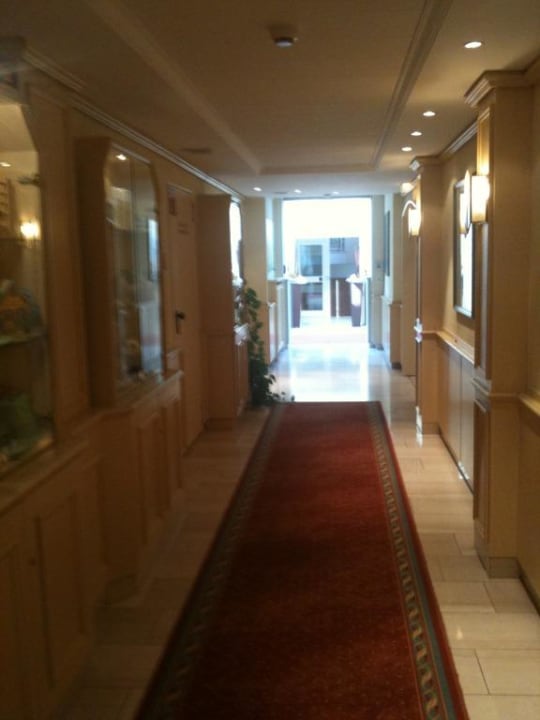 Flur Romantischer Winkel RoLigio® & Wellness Resort