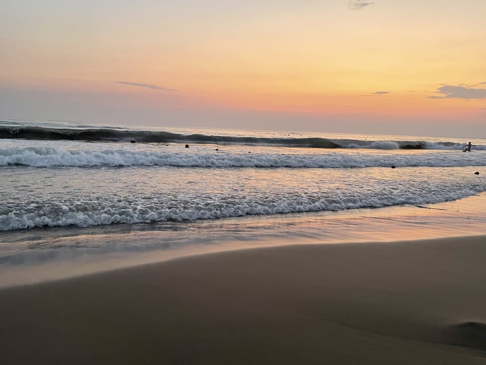 Strand Side Star Beach