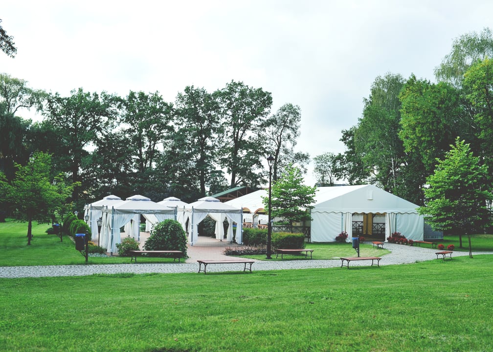 Gartenanlage Residenz Dwór Polski