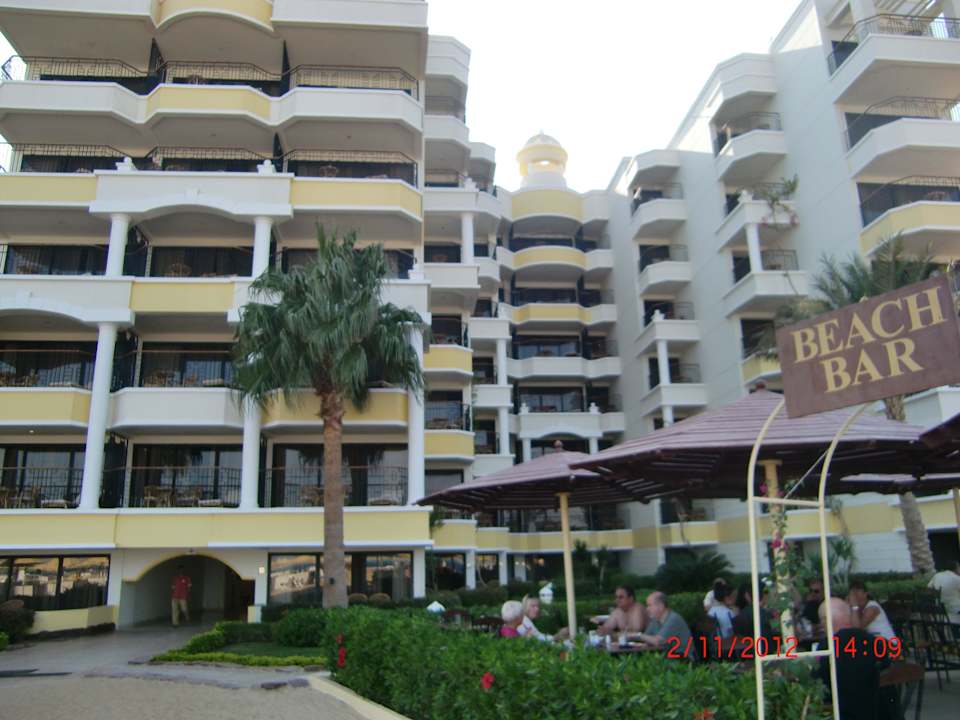 Hotel von der Meerseite  SUNRISE Holidays Resort (Adults Only)
