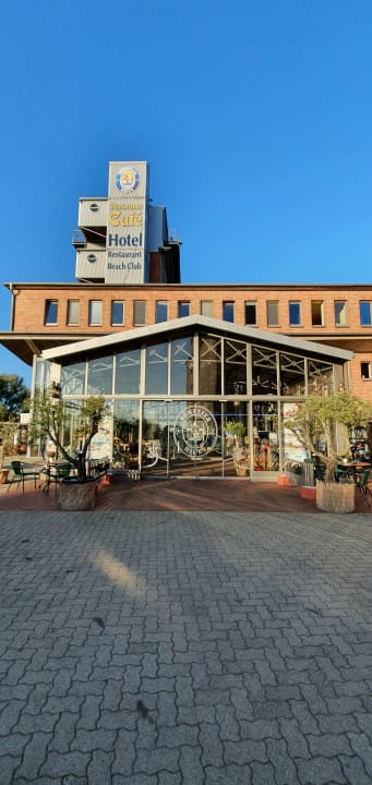 Außenansicht Hotel Dömitzer Hafen