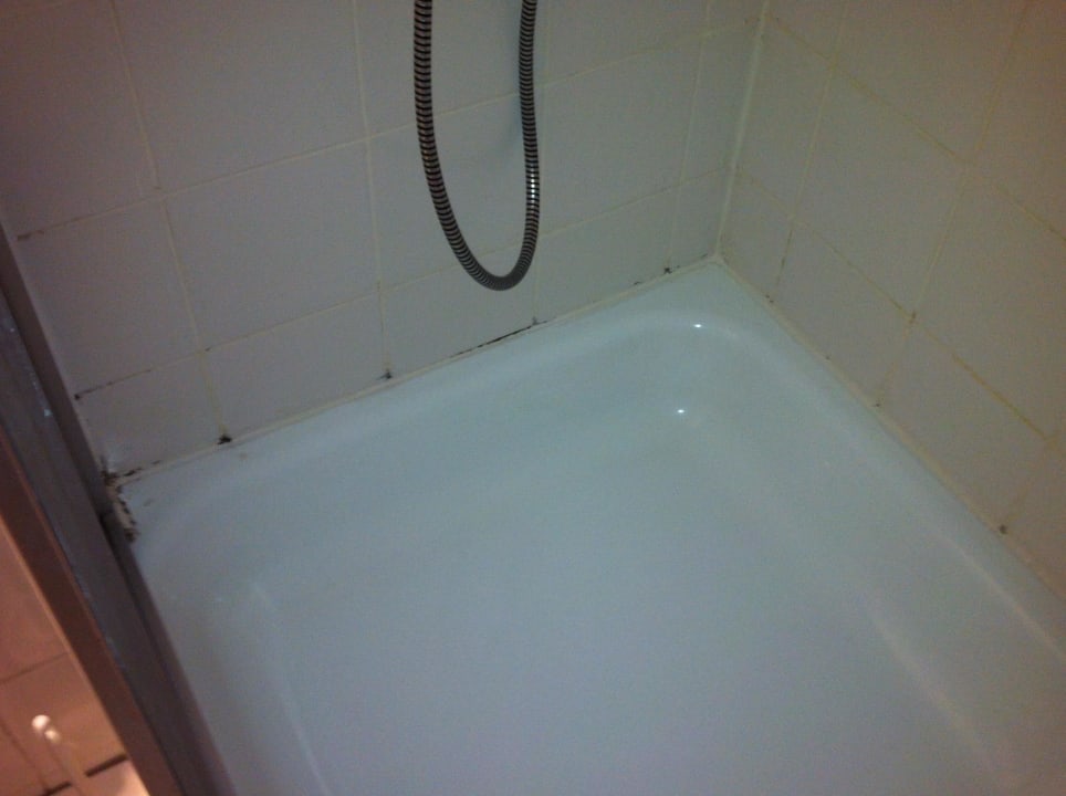 Dusche Hotel Domicil Hamburg by Golden Tulip