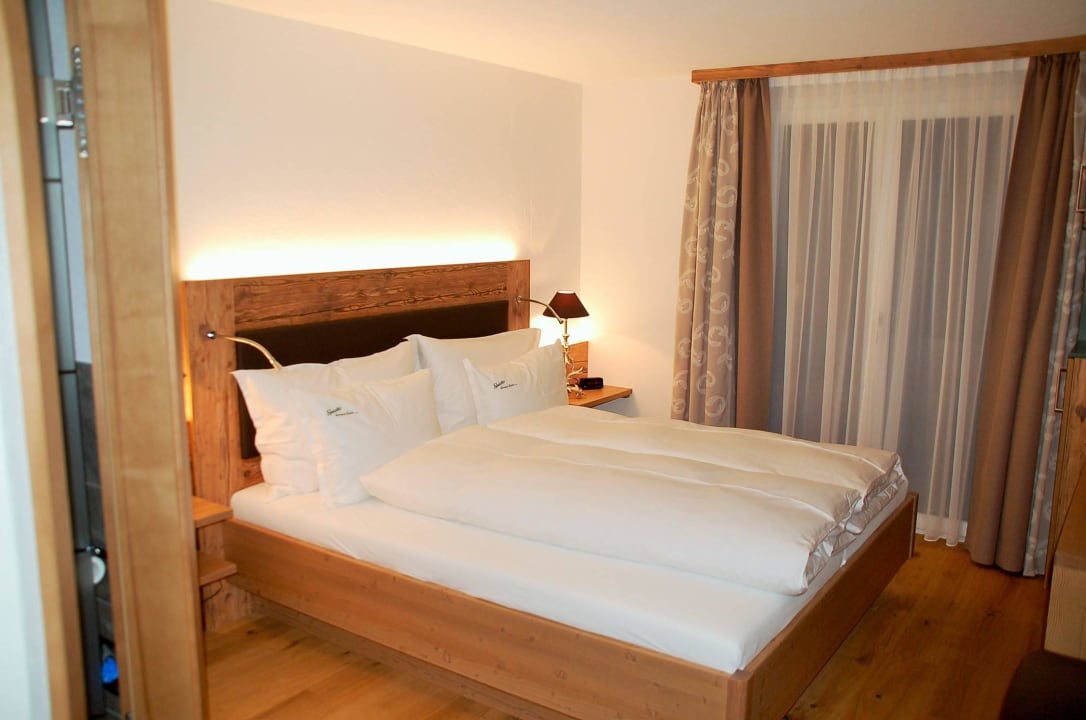 Hotelzimmer Hotel Spescha